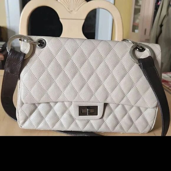 Forever 21 taupe quilted shoulder bag - Picture 1 of 8